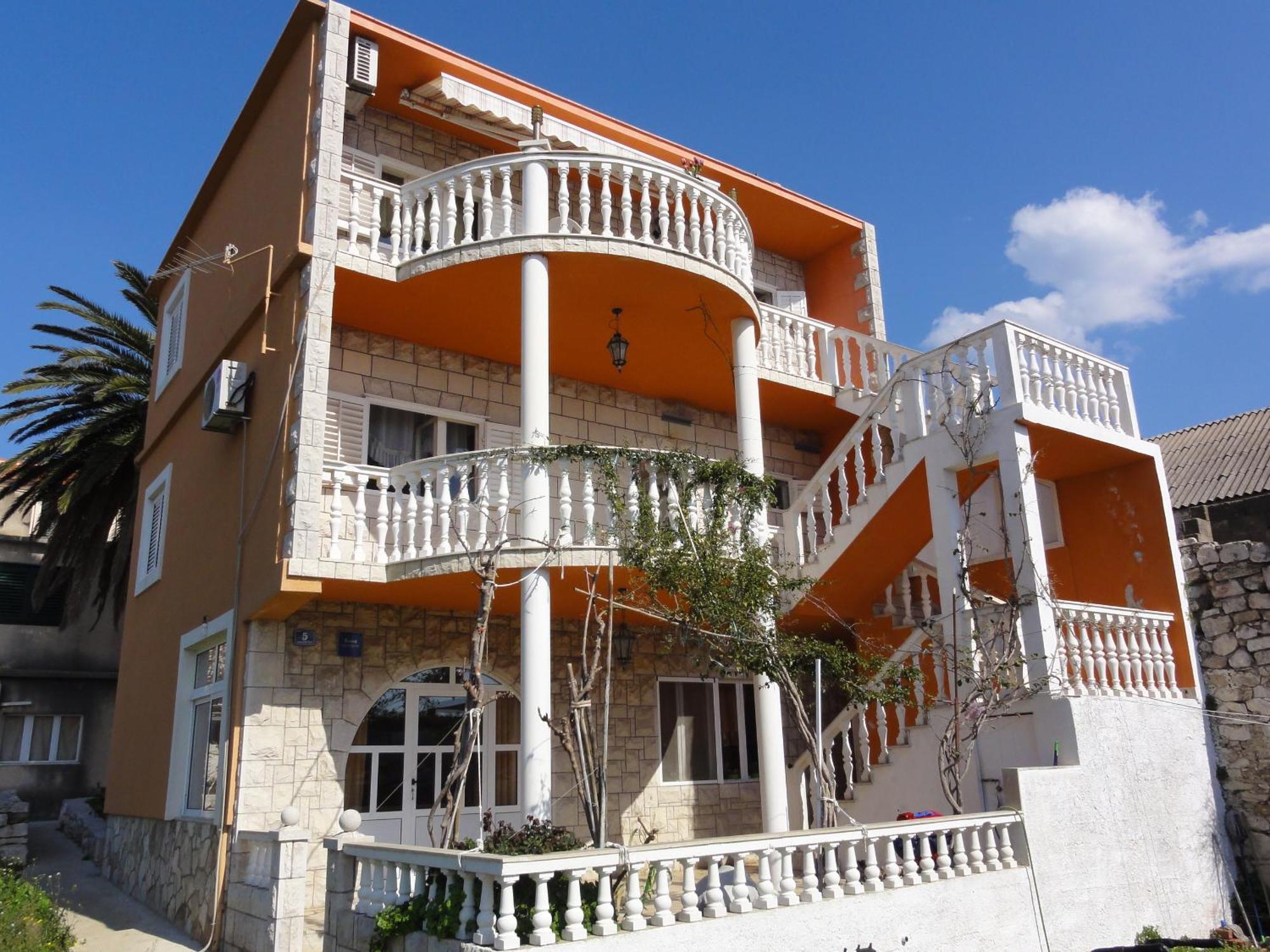Apartmani Pavlovic Sucuraj Exterior photo